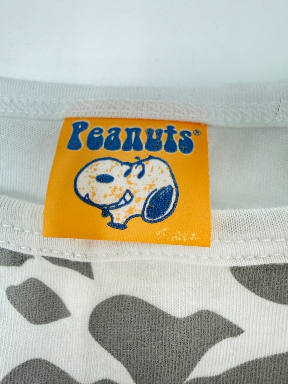 Peanuts Dancing Snoopy Tank Top w/ Blue & Pink Animal Print Graphics Size Jr XL - Picture 5 of 11